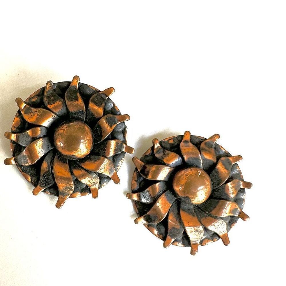 Copper Tone Floral Sun Swirl Clip-On Earrings - Vintage Style